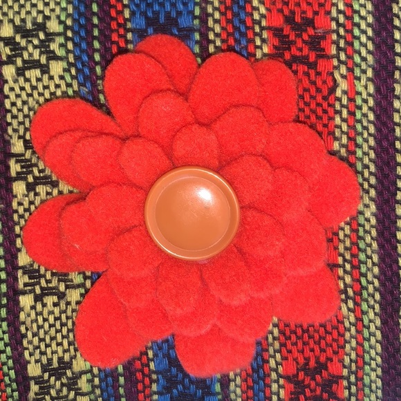 🌻 (5 items for $15)Red Mustang Lot~ a little weird but in a good way (I think?) - Picture 7 of 16